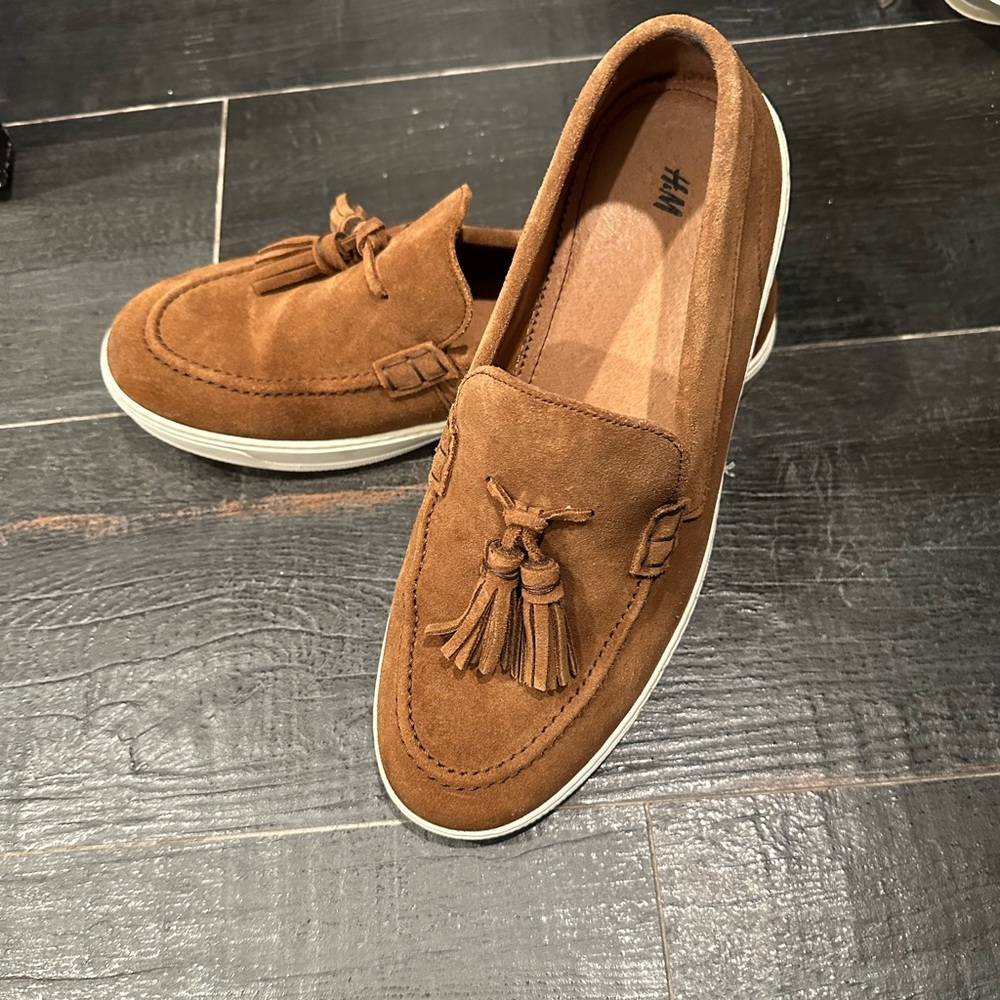 H&M brown tassel suede men’s slip on loafer size 42